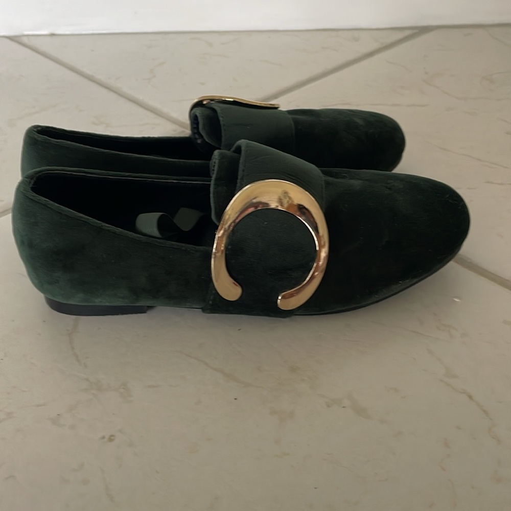 Shoes - Picture 2 of 6